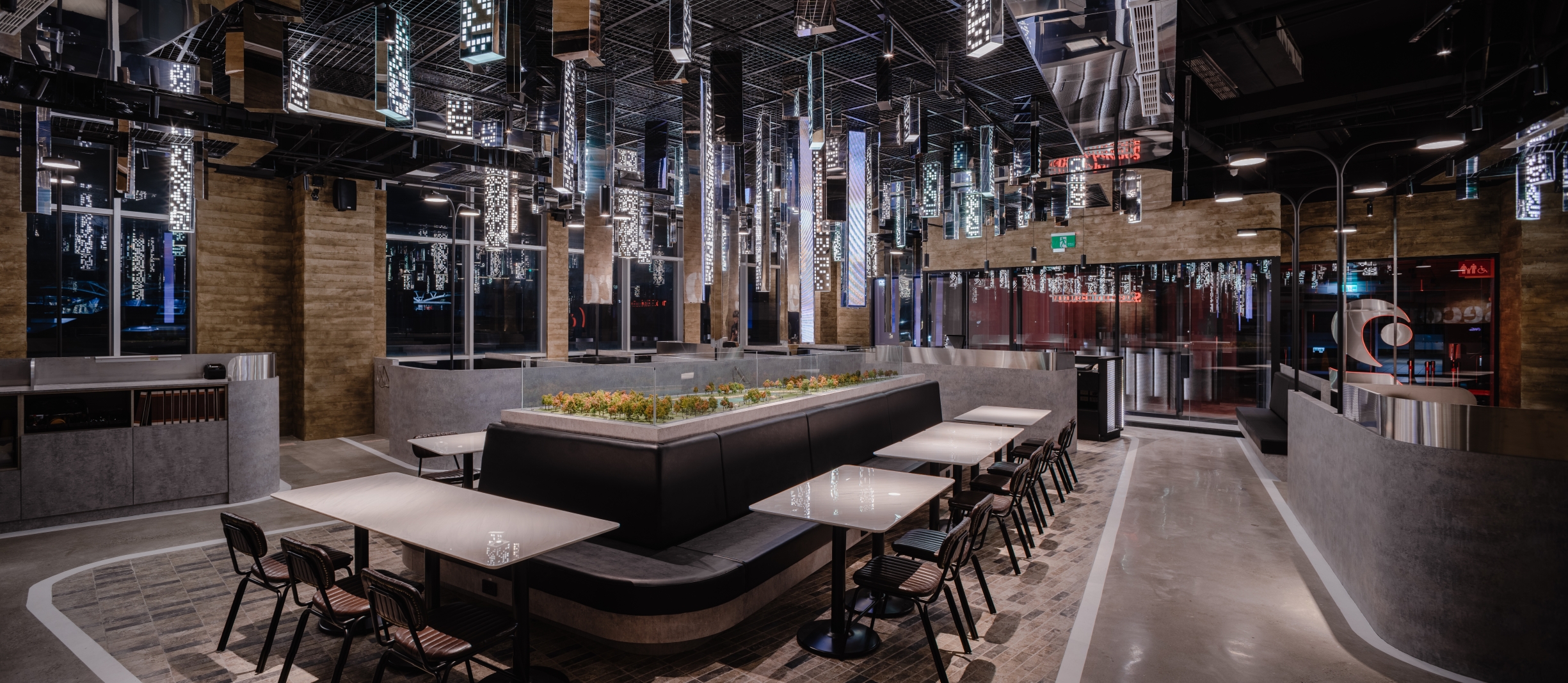 顛倒城市的奇幻體驗 Second Floor 貳樓